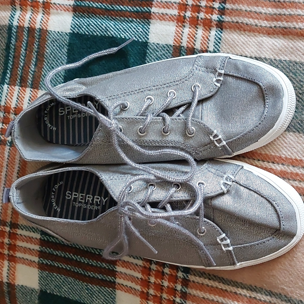 SPERRY TOPSIDERS
